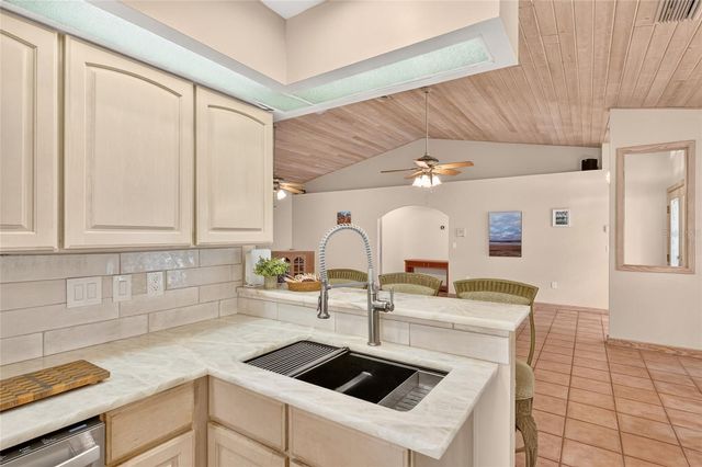 7300 SW 204TH AVENUE, Dunnellon, FL 34431