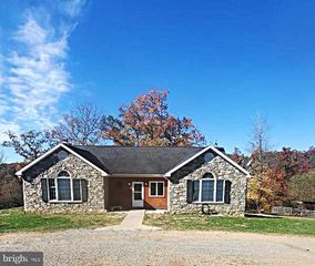 121 SWEETBRIAR LN, Winchester, VA 22603