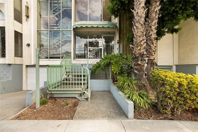 334 Gladys Avenue 305, Long Beach, CA 90814