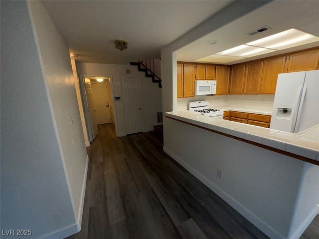 2852 Soft Sun Circle, Las Vegas, NV 89128