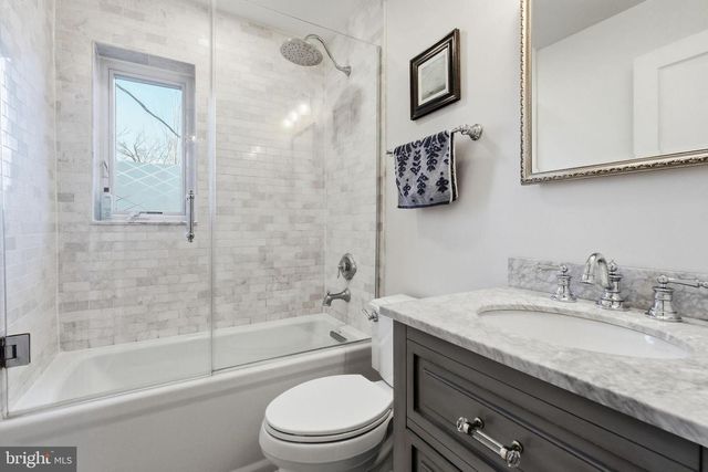 1120 POWHATAN ST, Alexandria, VA 22314