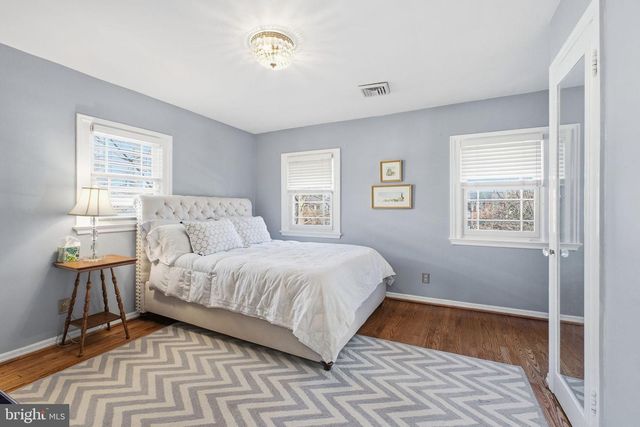 1120 POWHATAN ST, Alexandria, VA 22314