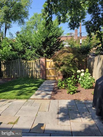 1120 POWHATAN ST, Alexandria, VA 22314