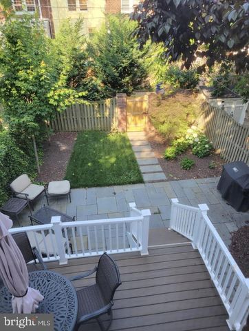 1120 POWHATAN ST, Alexandria, VA 22314