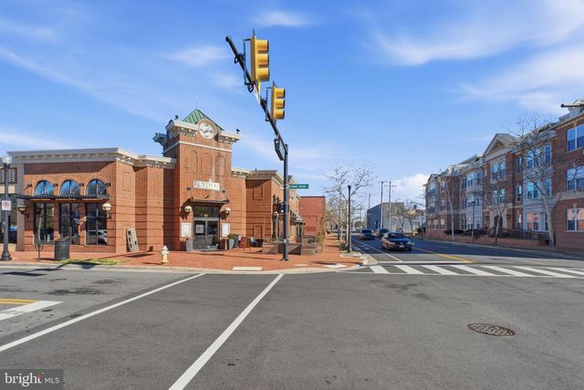 1120 POWHATAN ST, Alexandria, VA 22314