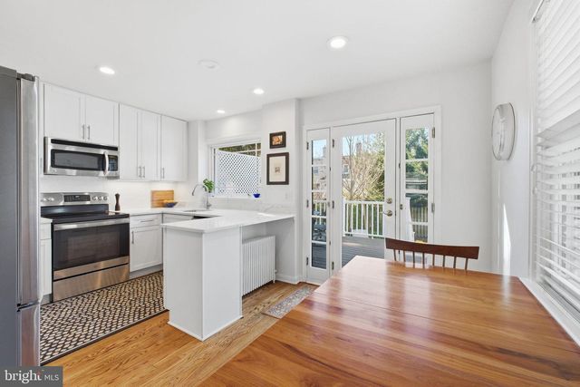 1120 POWHATAN ST, Alexandria, VA 22314