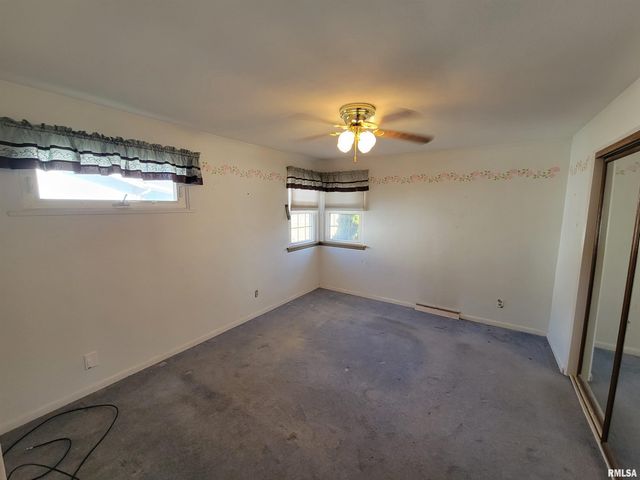 129 BRENTWOOD Drive, East Peoria, IL 61611