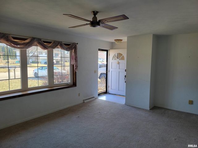 129 BRENTWOOD Drive, East Peoria, IL 61611