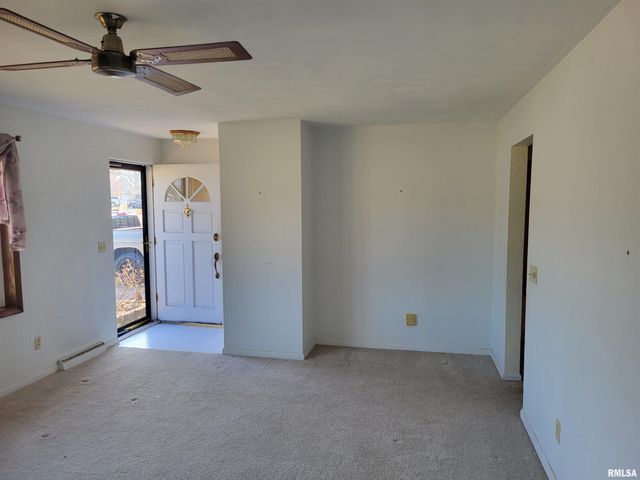 129 BRENTWOOD Drive, East Peoria, IL 61611