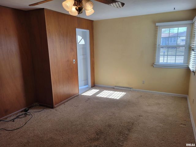 129 BRENTWOOD Drive, East Peoria, IL 61611