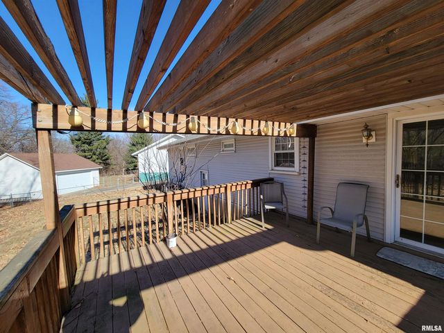 129 BRENTWOOD Drive, East Peoria, IL 61611