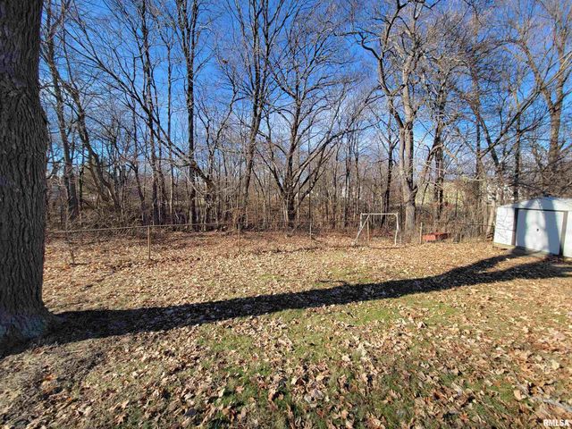 129 BRENTWOOD Drive, East Peoria, IL 61611