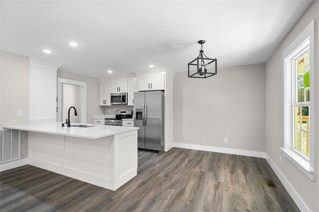 135 Azalea Street SW, Calhoun, GA 30701