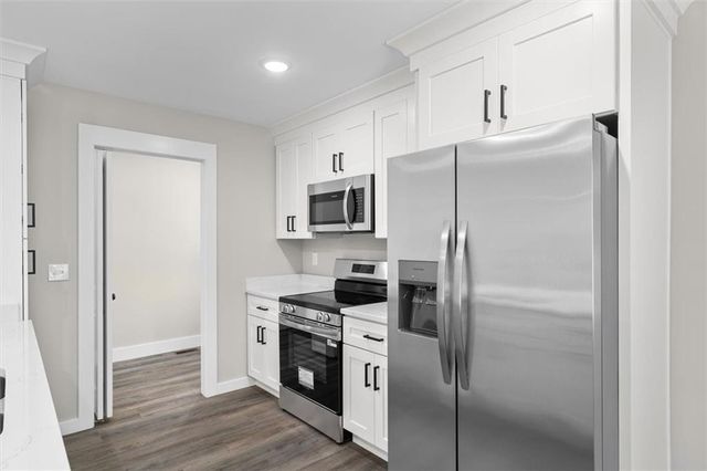 135 Azalea Street SW, Calhoun, GA 30701