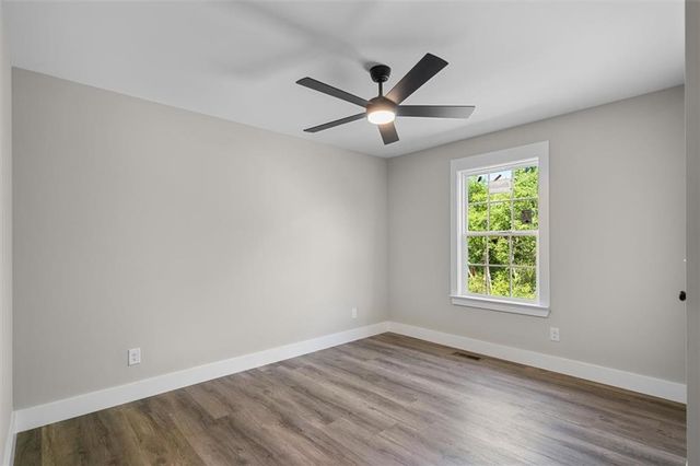 135 Azalea Street SW, Calhoun, GA 30701