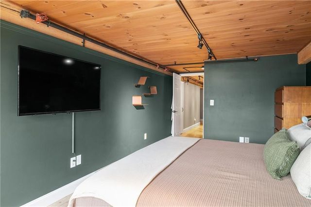 1 Tupperware Drive 138, North Smithfield, RI 02896