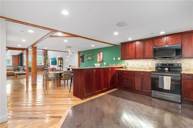 1 Tupperware Drive 138, North Smithfield, RI 02896