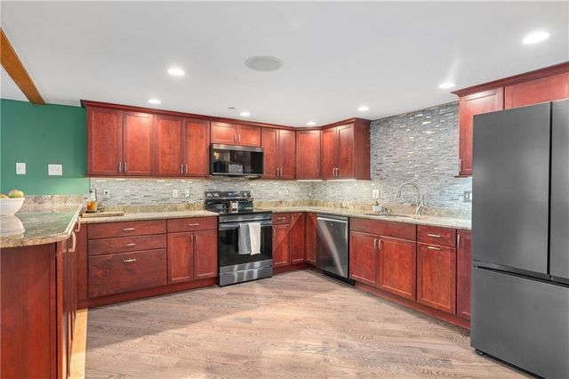 1 Tupperware Drive 138, North Smithfield, RI 02896