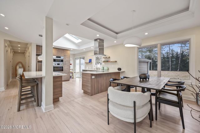 25 Maple Street, Spotswood, NJ 08884