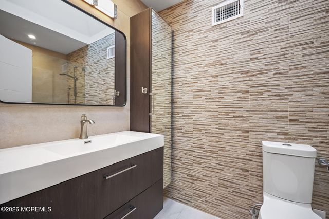 25 Maple Street, Spotswood, NJ 08884