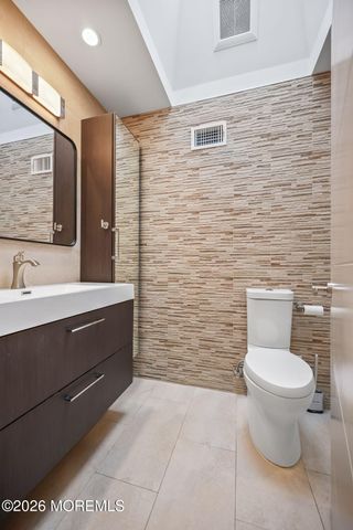 25 Maple Street, Spotswood, NJ 08884