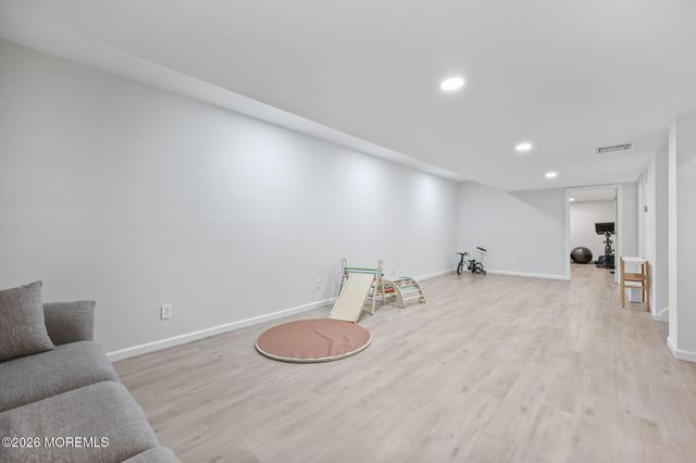 25 Maple Street, Spotswood, NJ 08884