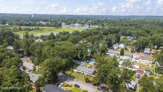 25 Maple Street, Spotswood, NJ 08884