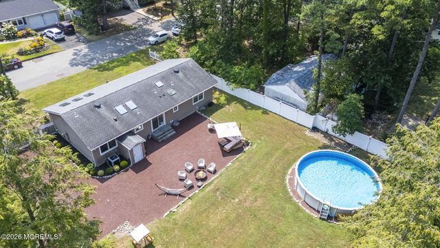 25 Maple Street, Spotswood, NJ 08884