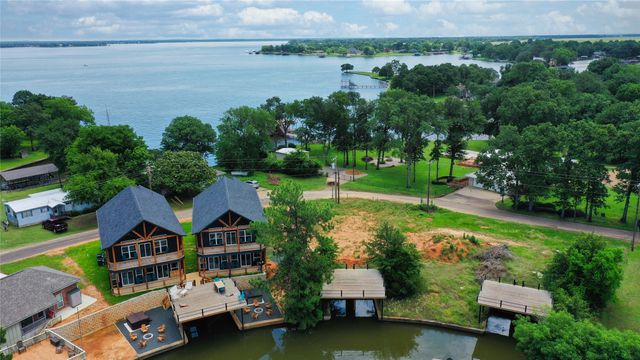 101 Hilltop Drive, Trinidad, TX 75163