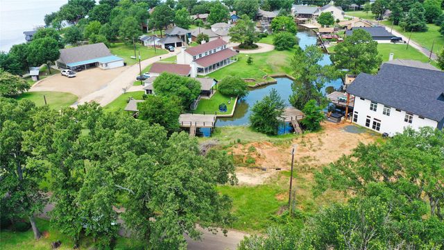 101 Hilltop Drive, Trinidad, TX 75163