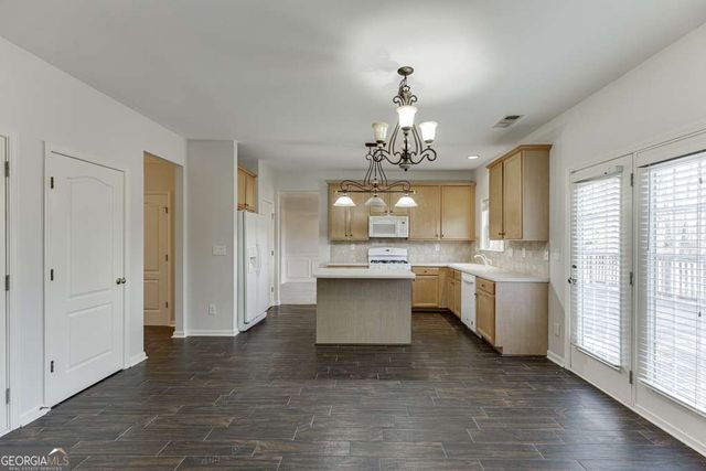 300 Beckenham Walk Drive, Dacula, GA 30019