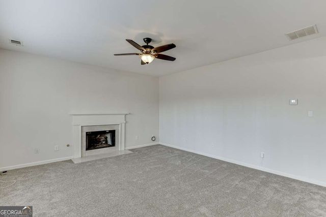 300 Beckenham Walk Drive, Dacula, GA 30019