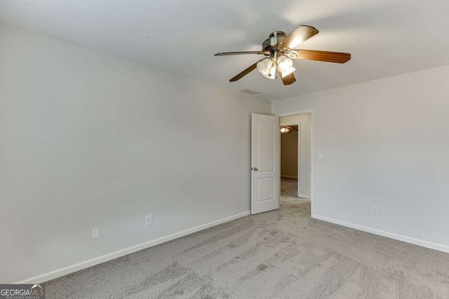 300 Beckenham Walk Drive, Dacula, GA 30019