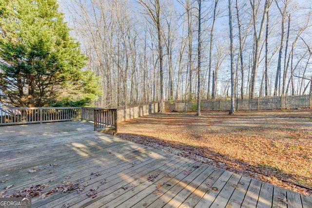 300 Beckenham Walk Drive, Dacula, GA 30019