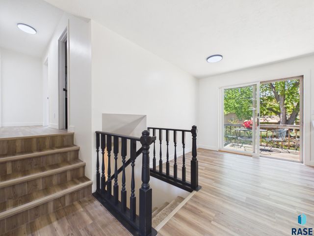 2405 S Stephen Ave Avenue, Sioux Falls, SD 57103