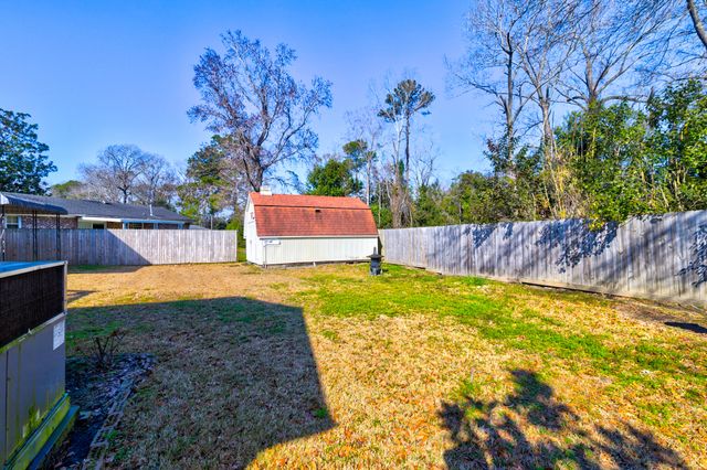 5332 Parkside Drive, North Charleston, SC 29405