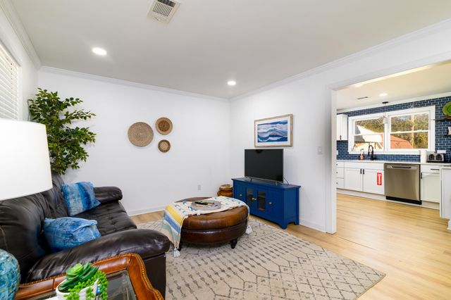 5332 Parkside Drive, North Charleston, SC 29405