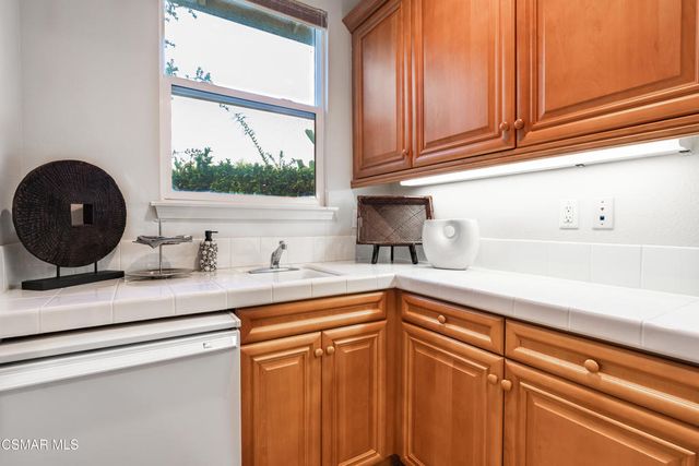5497 Via Mira Flores, Newbury Park, CA 91320