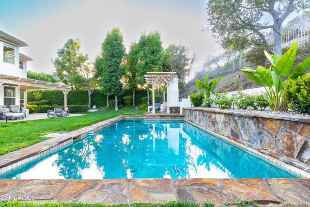 5497 Via Mira Flores, Newbury Park, CA 91320