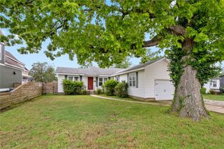 813 NW A Street, Bentonville, AR 72712