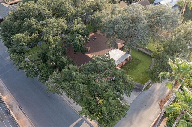 1100 Xanthisma Avenue, Mcallen, TX 78504