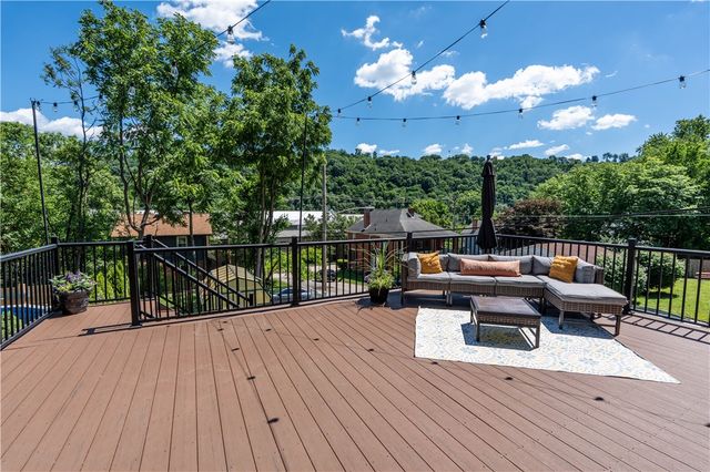 46 Maplewood St, Etna, PA 15223
