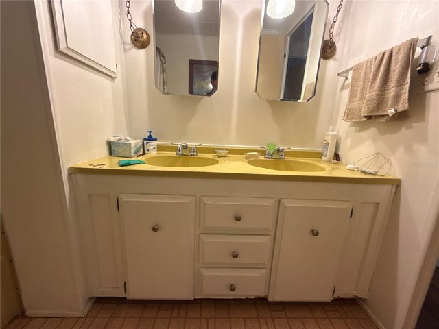 4710 ORANGE BLOSSOM DRIVE, Zephyrhills, FL 33542