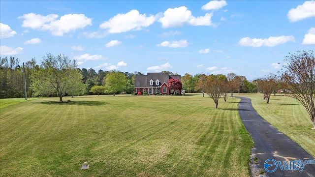 131 County Road 382, Decatur, AL 35603