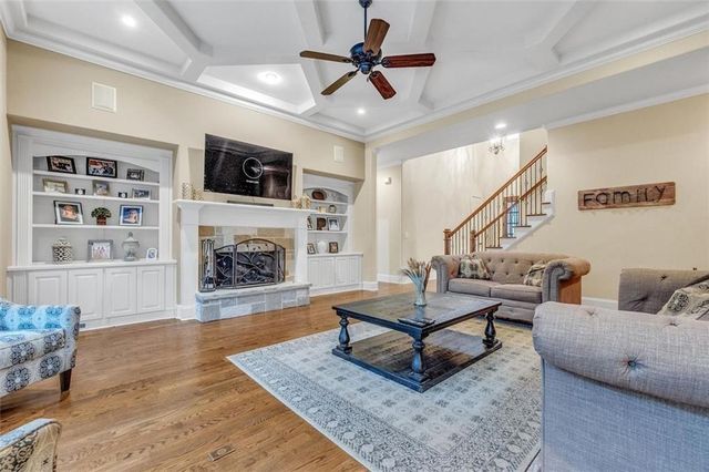 104 Lenore Court, Woodstock, GA 30188