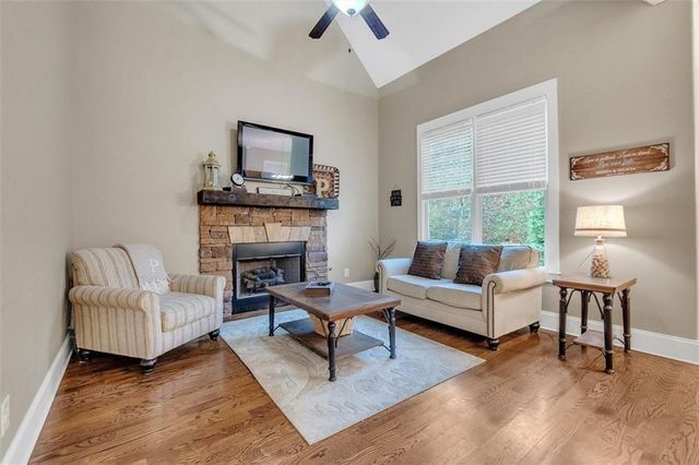 104 Lenore Court, Woodstock, GA 30188