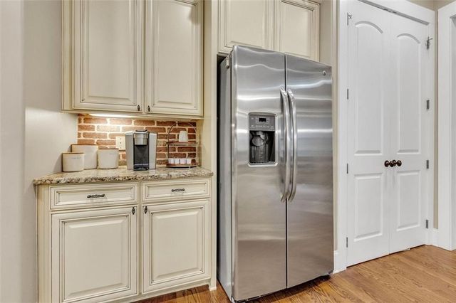 104 Lenore Court, Woodstock, GA 30188