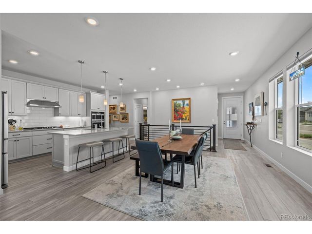 1915 Canyonpoint Ln, Castle Pines, CO 80108