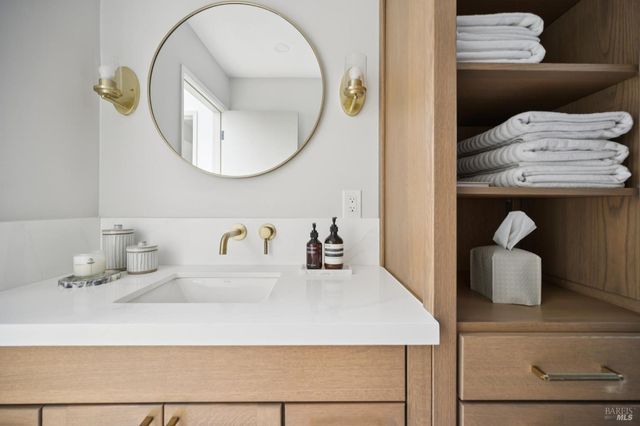 14 Mount Wittenburg Ct, San Rafael, CA 94903