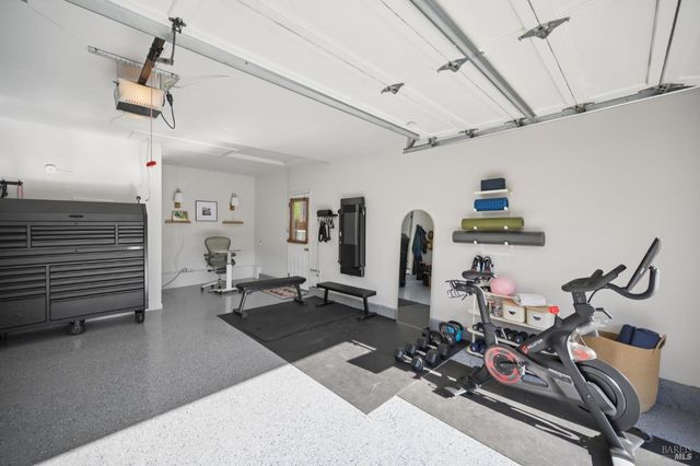 14 Mount Wittenburg Ct, San Rafael, CA 94903